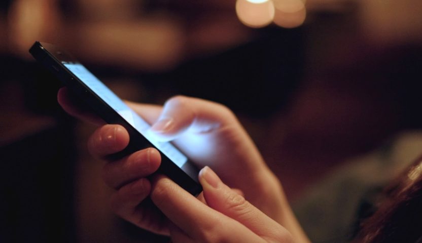 Tu cum ai grija de telefonul tau?